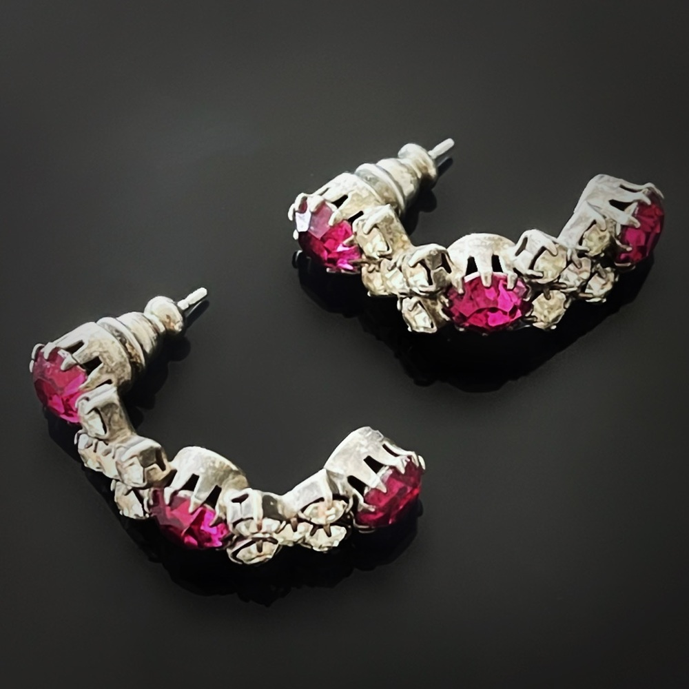 ✨Gorgeous VTG Pink Stone Statement Stud Earrings